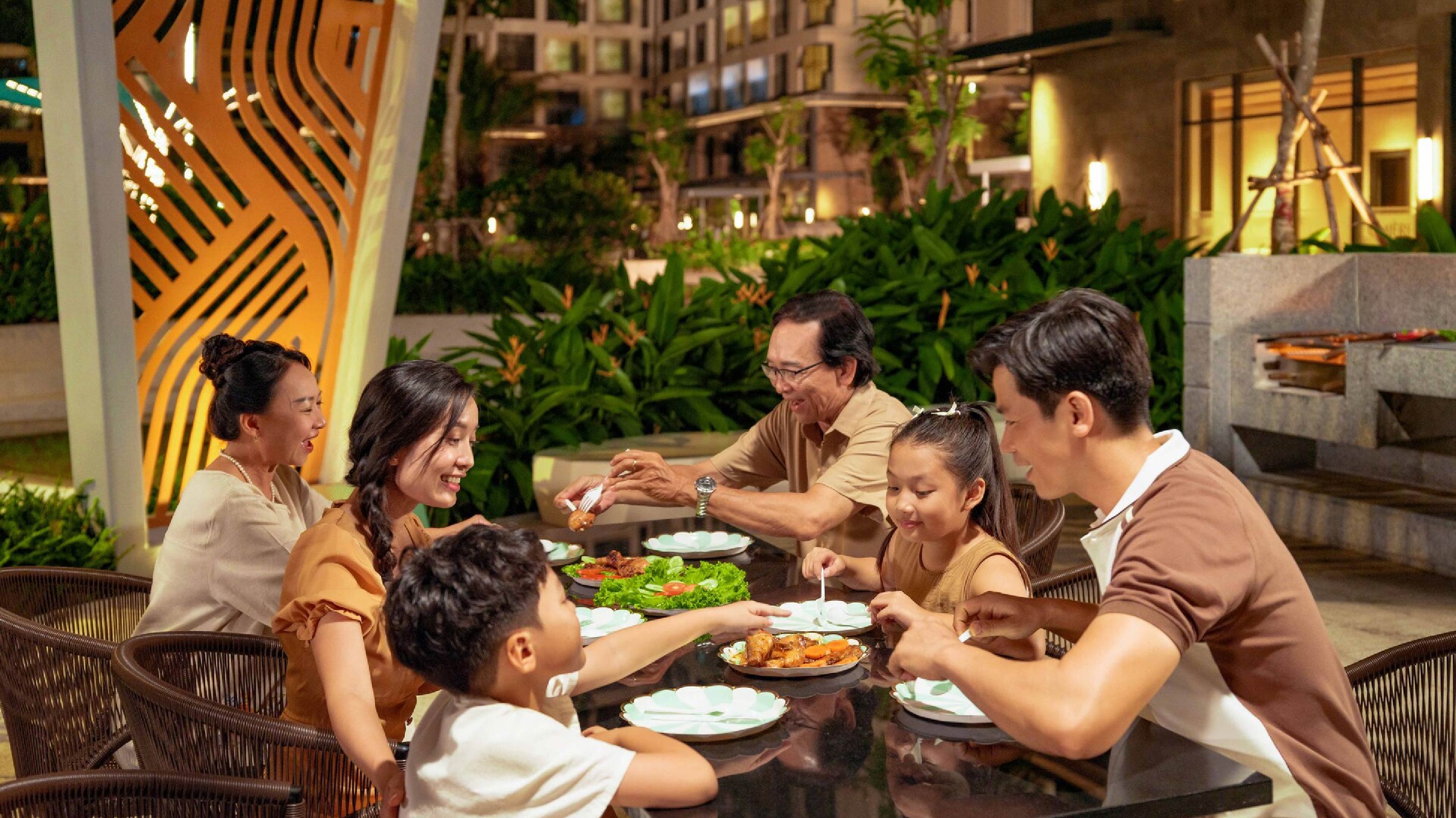 VƯỜN BBQ